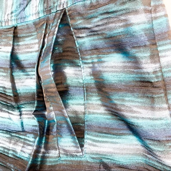 Michael Kors Blue Metallic Mini Skirt with Pockets - Picture 5 of 9